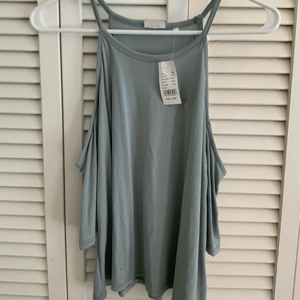 Me to We Shoulder cut out top